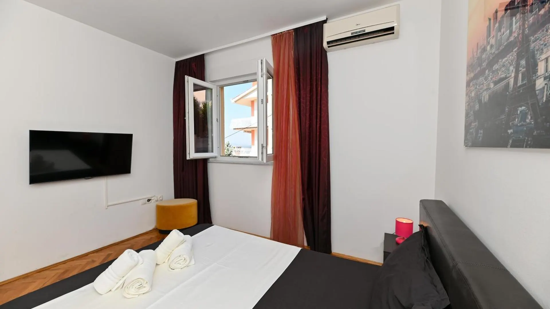 Apartment Sunny Place With Sea View Trogir
