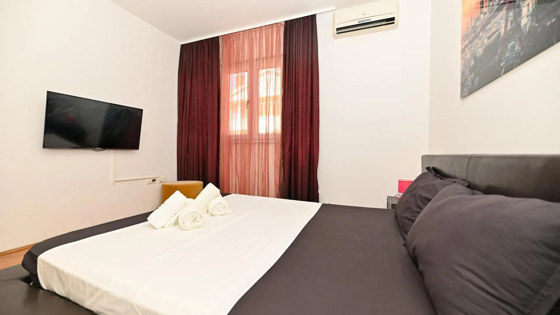 Apartment Sunny Place With Sea View Trogir Croatia